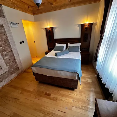 Capitol Antique Pearl * İstanbul