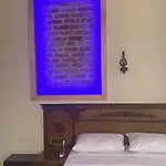 Capitol Antique Pearl Hotel
