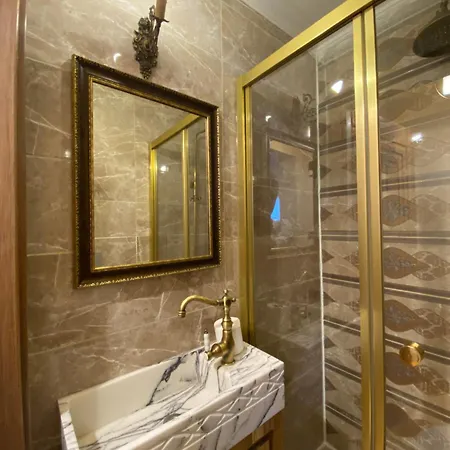 Antique Pearl