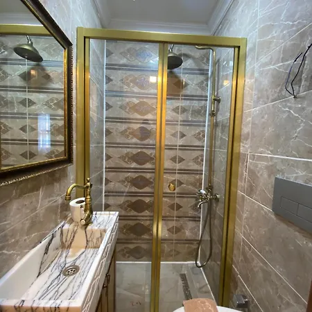 Capitol Antique Pearl * Istanboel