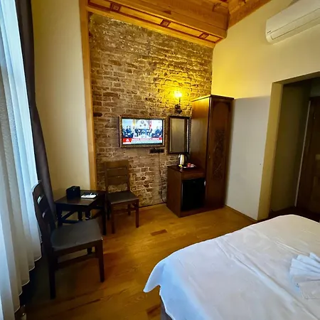 Apartman Capitol Antique Pearl Hotel *