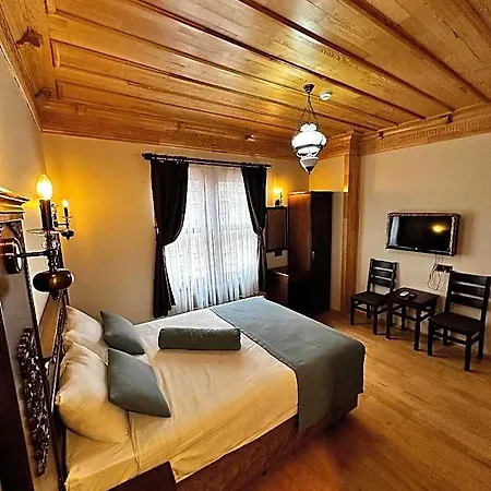 Capitol Antique Pearl Hotel Apartman