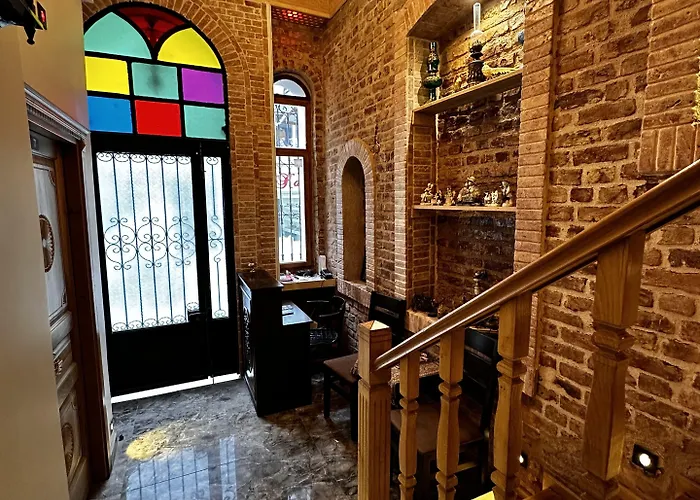 Capitol Antique Pearl * اسطنبول