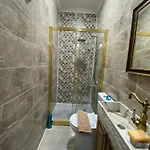 Antique Pearl Apartment *
