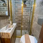 Antique Pearl Apartment *