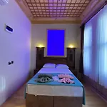 Antique Pearl Apartment *