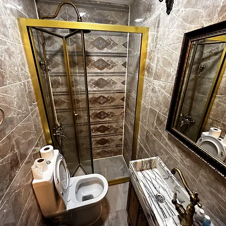 Antique Pearl Istanboel